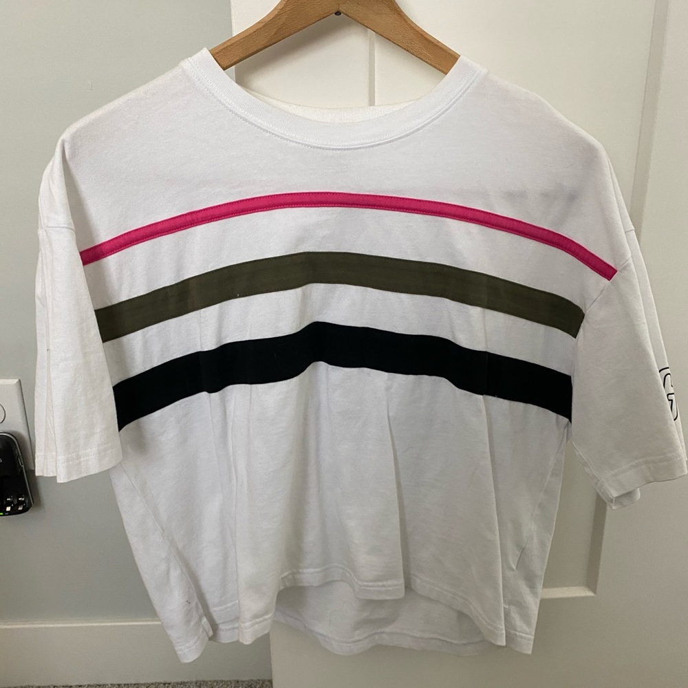 Jaggad brand t-shirt Size: S